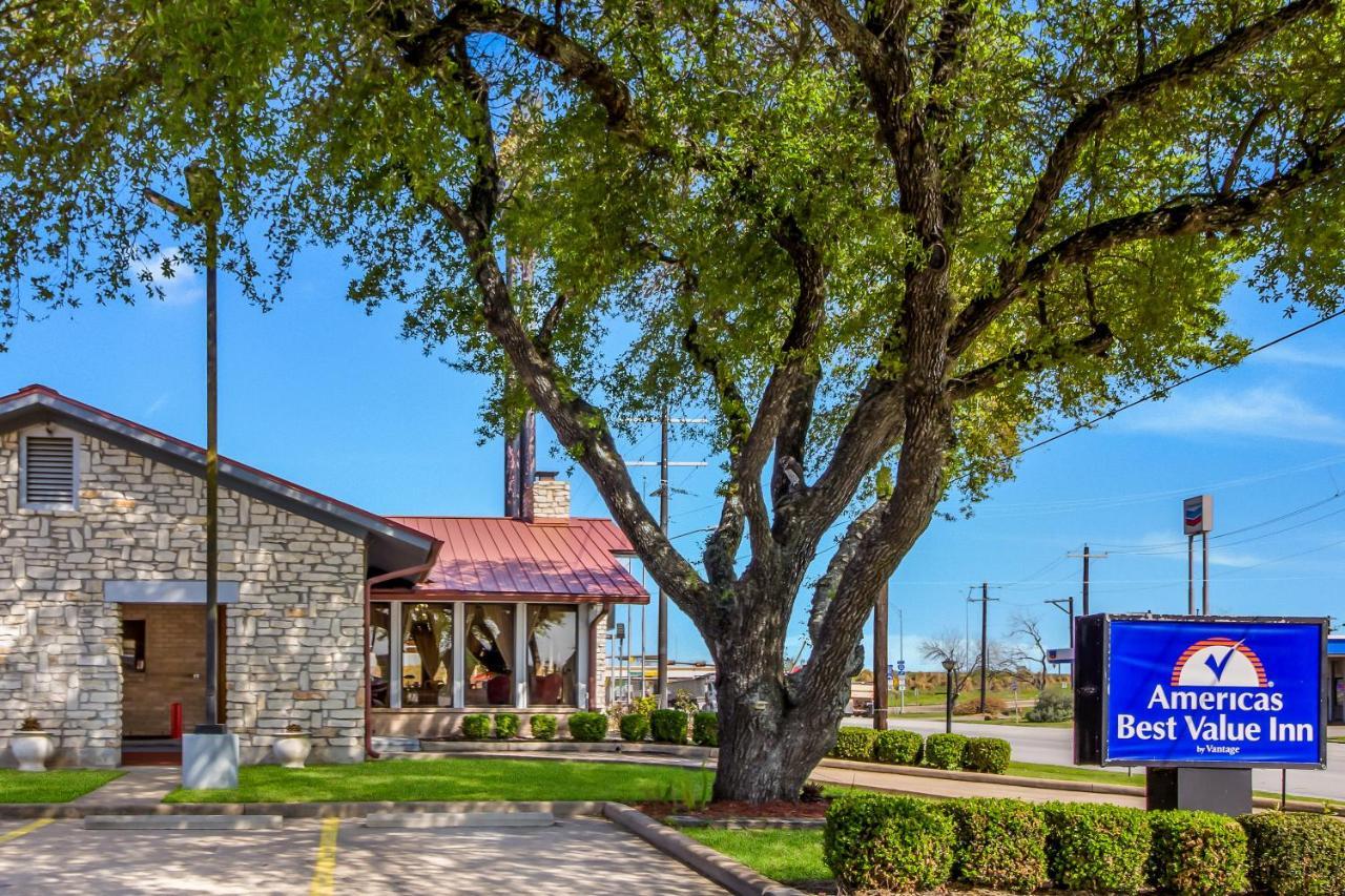 Americas Best Value Inn Columbus Exterior foto
