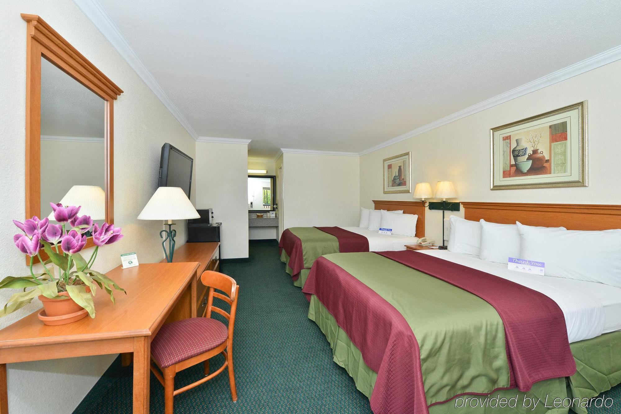 Americas Best Value Inn Columbus Exterior foto