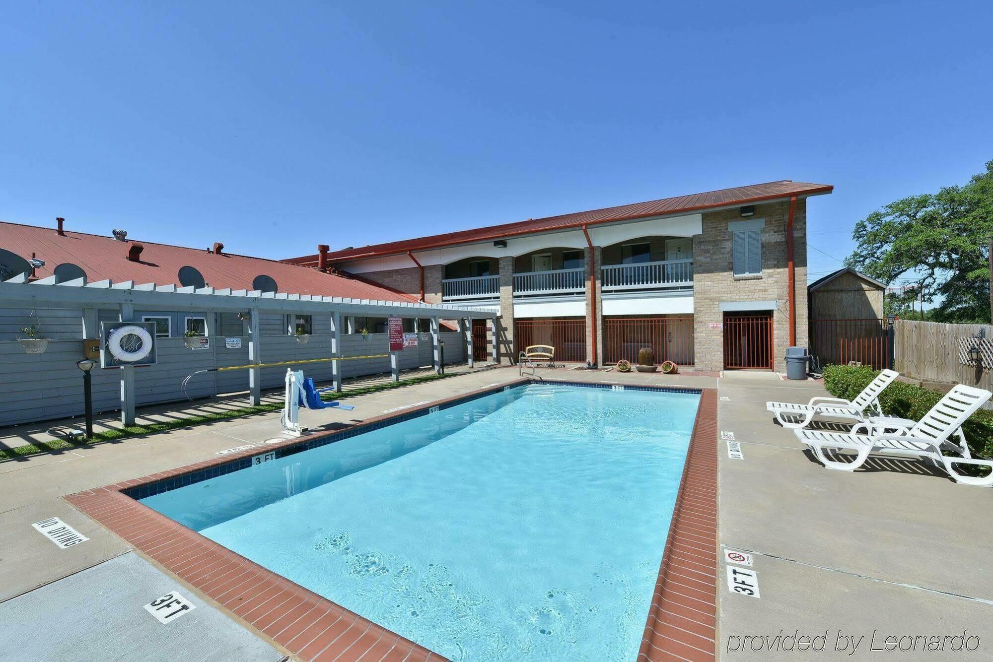 Americas Best Value Inn Columbus Exterior foto